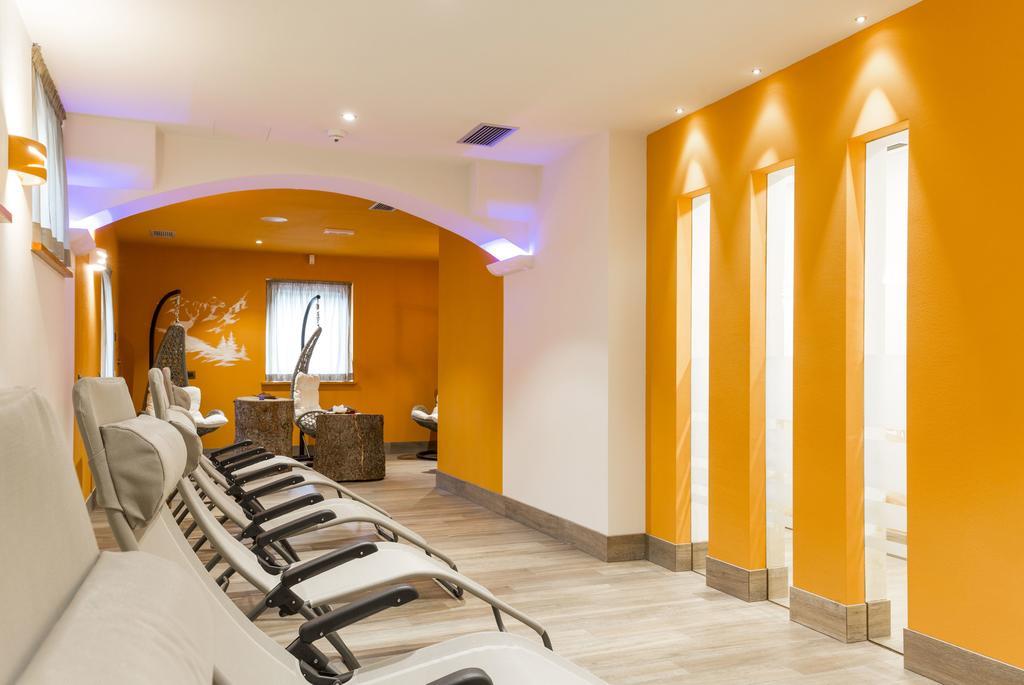 Relais San Giusto Hotel Campitello di Fassa Luaran gambar
