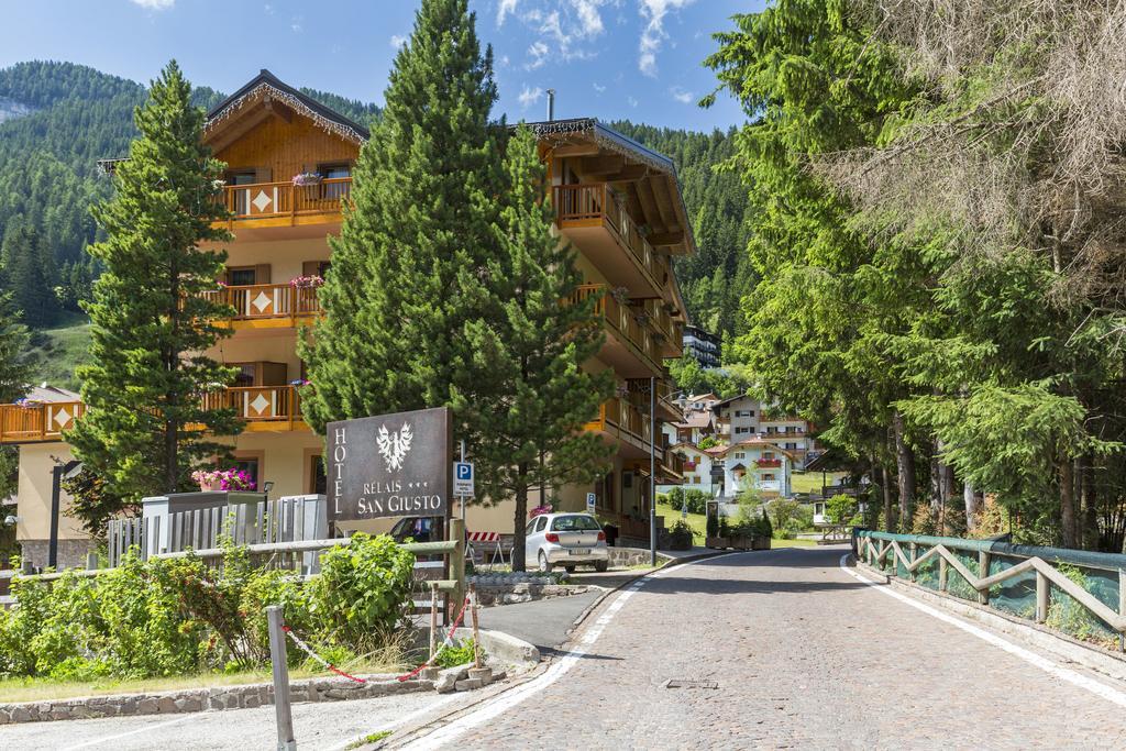 Relais San Giusto Hotel Campitello di Fassa Luaran gambar