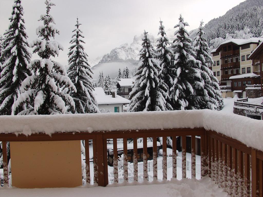 Relais San Giusto Hotel Campitello di Fassa Luaran gambar
