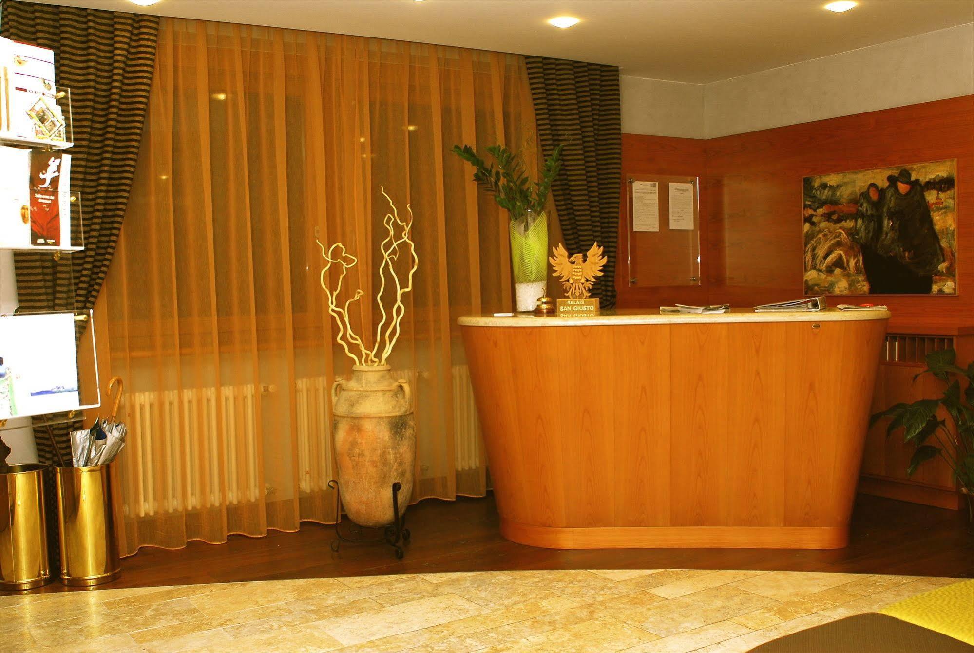 Relais San Giusto Hotel Campitello di Fassa Luaran gambar