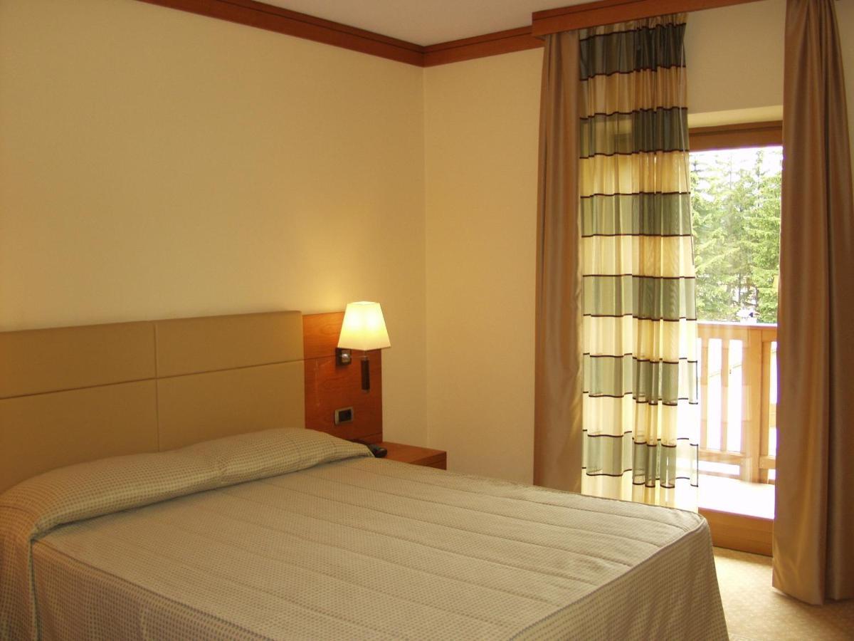 Relais San Giusto Hotel Campitello di Fassa Luaran gambar